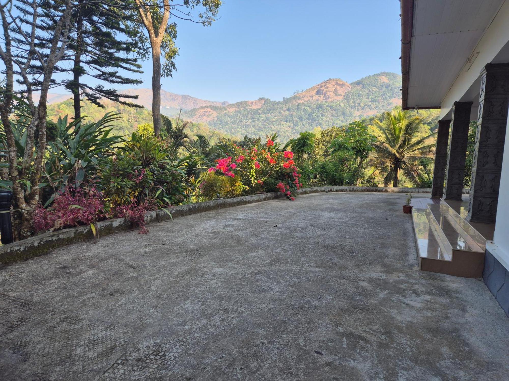 Anivilla Holiday Home Kunjithanny Anachal 외부 사진