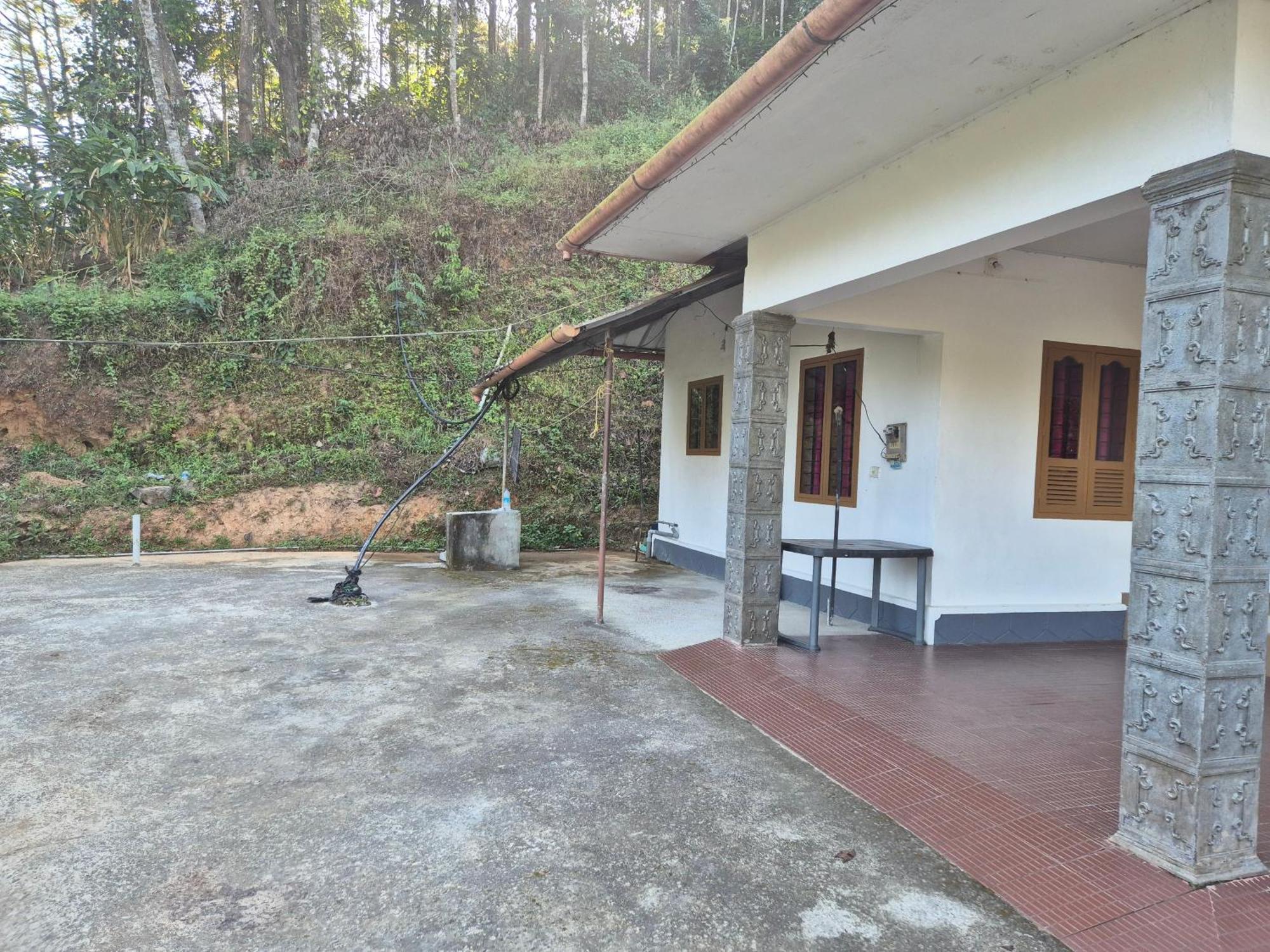 Anivilla Holiday Home Kunjithanny Anachal 외부 사진