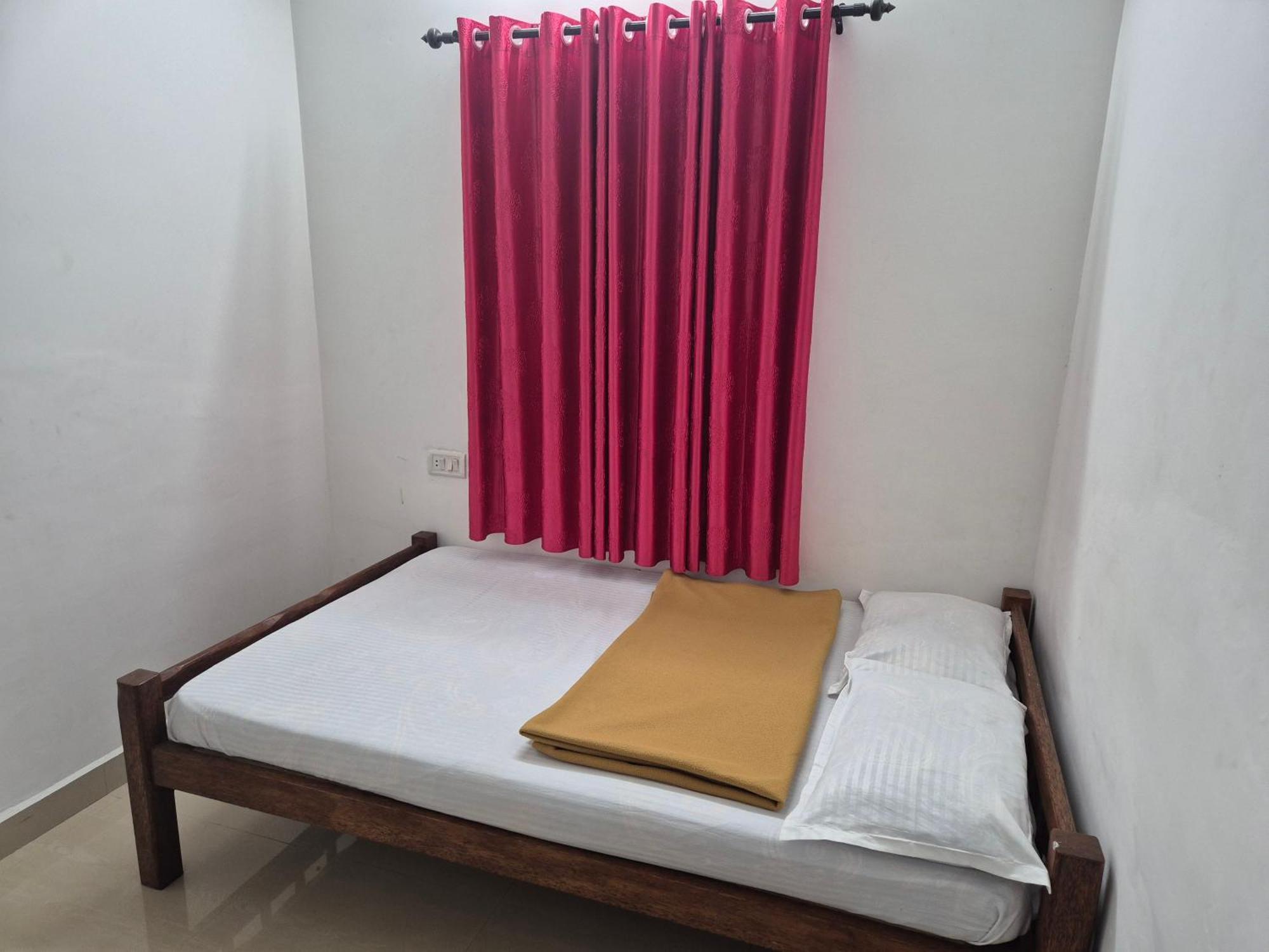 Anivilla Holiday Home Kunjithanny Anachal 객실 사진